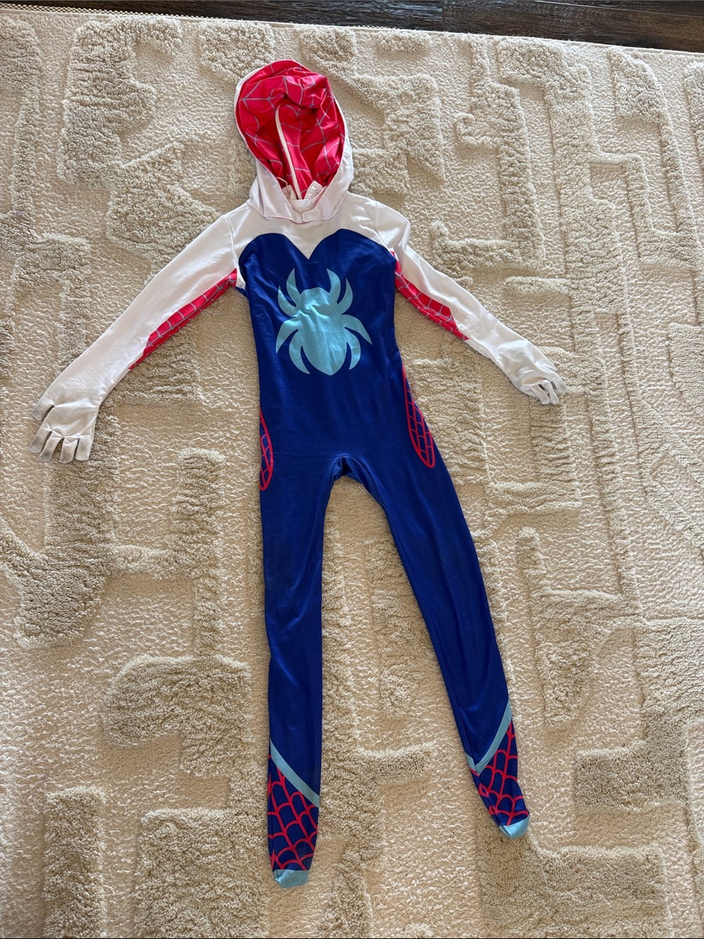 Kids Ghost Spider Hooded Costume size 5/6 (120)